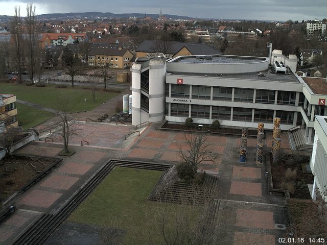 Foto der Webcam: Verwaltungsgebäude, Innenhof mit Audimax, Hörsaal-Gebäude 1