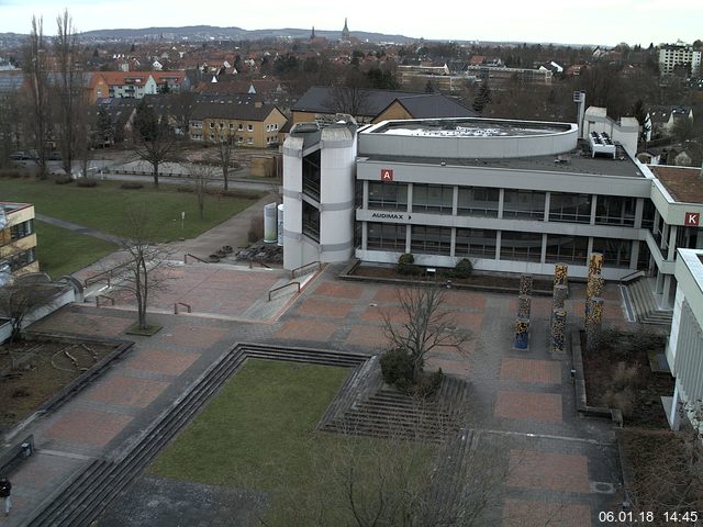 Foto der Webcam: Verwaltungsgeb&auml;ude, Innenhof mit Audimax, H&ouml;rsaal-Geb&auml;ude 1