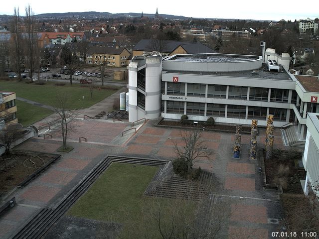 Foto der Webcam: Verwaltungsgeb&auml;ude, Innenhof mit Audimax, H&ouml;rsaal-Geb&auml;ude 1