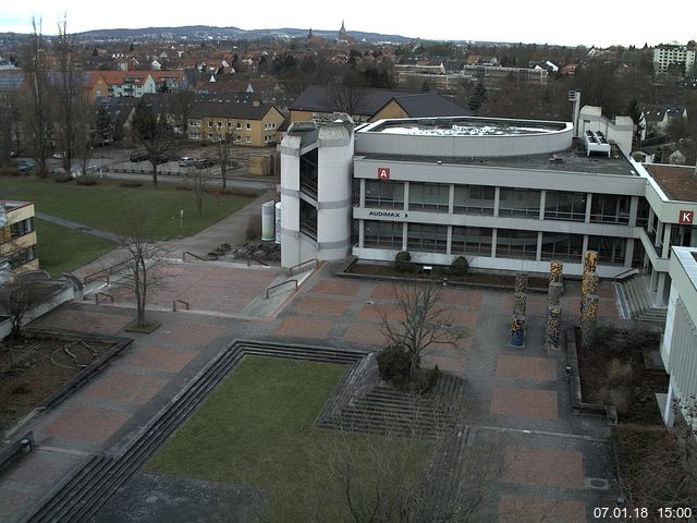 Foto der Webcam: Verwaltungsgeb&auml;ude, Innenhof mit Audimax, H&ouml;rsaal-Geb&auml;ude 1