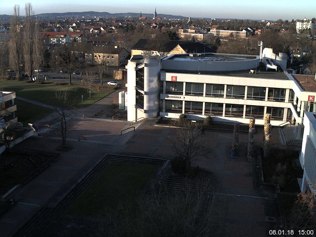Foto der Webcam: Verwaltungsgeb&auml;ude, Innenhof mit Audimax, H&ouml;rsaal-Geb&auml;ude 1
