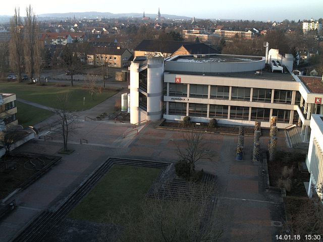 Foto der Webcam: Verwaltungsgeb&auml;ude, Innenhof mit Audimax, H&ouml;rsaal-Geb&auml;ude 1