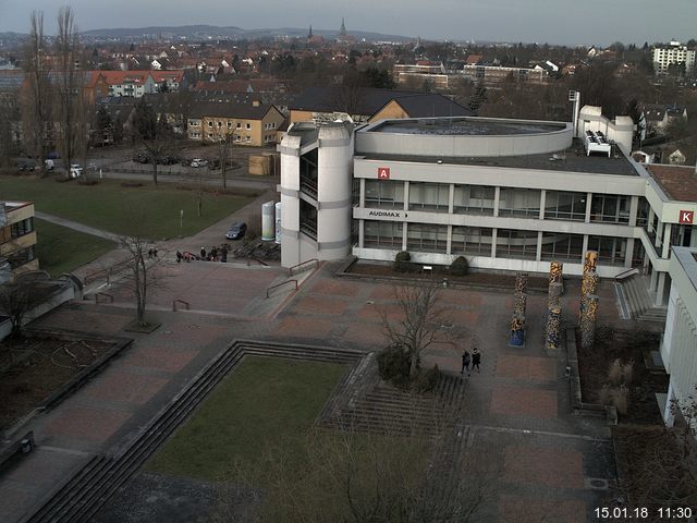 Foto der Webcam: Verwaltungsgeb&auml;ude, Innenhof mit Audimax, H&ouml;rsaal-Geb&auml;ude 1