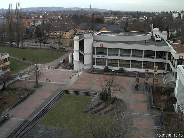 Foto der Webcam: Verwaltungsgeb&auml;ude, Innenhof mit Audimax, H&ouml;rsaal-Geb&auml;ude 1