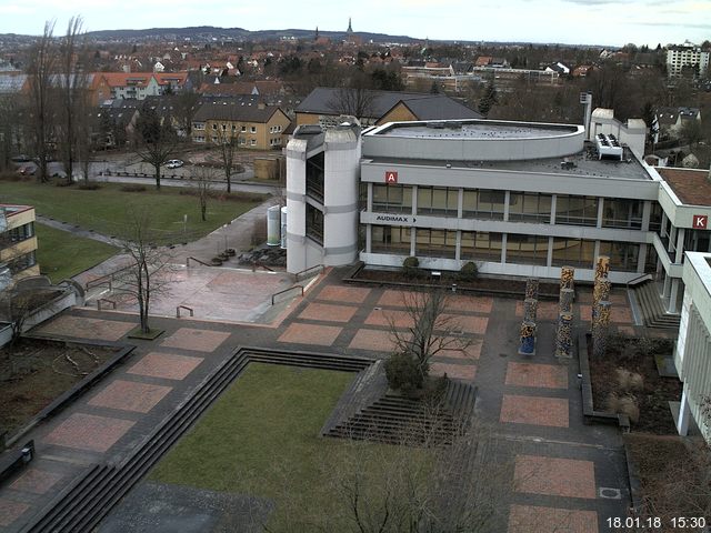 Foto der Webcam: Verwaltungsgeb&auml;ude, Innenhof mit Audimax, H&ouml;rsaal-Geb&auml;ude 1