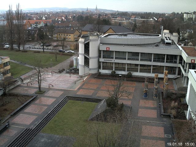 Foto der Webcam: Verwaltungsgeb&auml;ude, Innenhof mit Audimax, H&ouml;rsaal-Geb&auml;ude 1