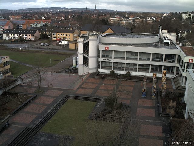 Foto der Webcam: Verwaltungsgeb&auml;ude, Innenhof mit Audimax, H&ouml;rsaal-Geb&auml;ude 1