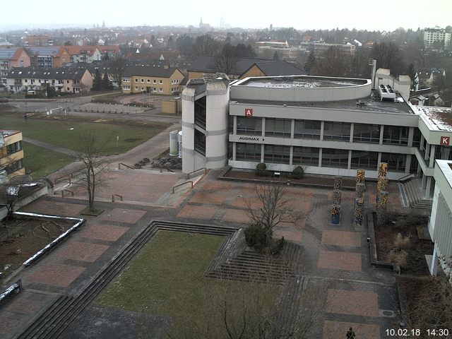 Foto der Webcam: Verwaltungsgeb&auml;ude, Innenhof mit Audimax, H&ouml;rsaal-Geb&auml;ude 1