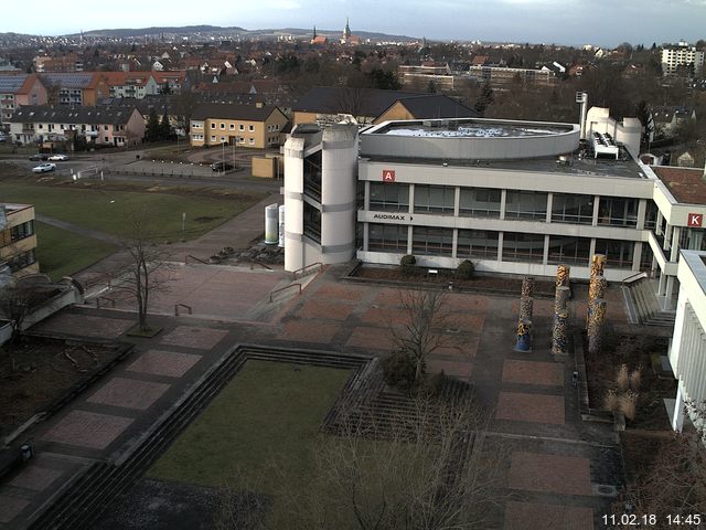 Foto der Webcam: Verwaltungsgeb&auml;ude, Innenhof mit Audimax, H&ouml;rsaal-Geb&auml;ude 1