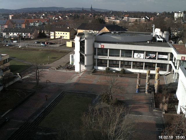 Foto der Webcam: Verwaltungsgeb&auml;ude, Innenhof mit Audimax, H&ouml;rsaal-Geb&auml;ude 1