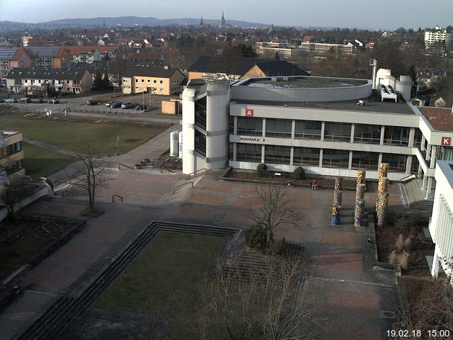 Foto der Webcam: Verwaltungsgeb&auml;ude, Innenhof mit Audimax, H&ouml;rsaal-Geb&auml;ude 1