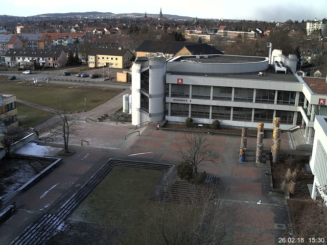 Foto der Webcam: Verwaltungsgeb&auml;ude, Innenhof mit Audimax, H&ouml;rsaal-Geb&auml;ude 1