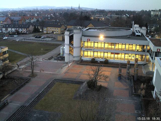 Foto der Webcam: Verwaltungsgeb&auml;ude, Innenhof mit Audimax, H&ouml;rsaal-Geb&auml;ude 1