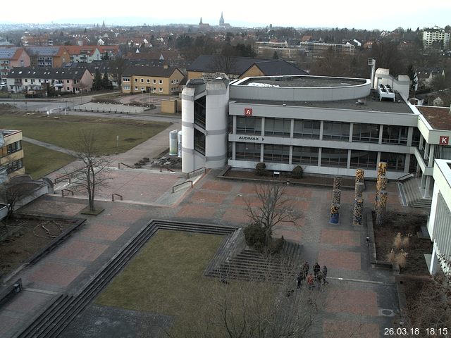 Foto der Webcam: Verwaltungsgeb&auml;ude, Innenhof mit Audimax, H&ouml;rsaal-Geb&auml;ude 1