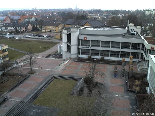 Foto der Webcam: Verwaltungsgeb&auml;ude, Innenhof mit Audimax, H&ouml;rsaal-Geb&auml;ude 1