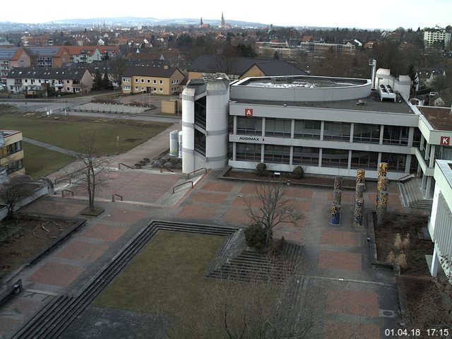 Foto der Webcam: Verwaltungsgeb&auml;ude, Innenhof mit Audimax, H&ouml;rsaal-Geb&auml;ude 1