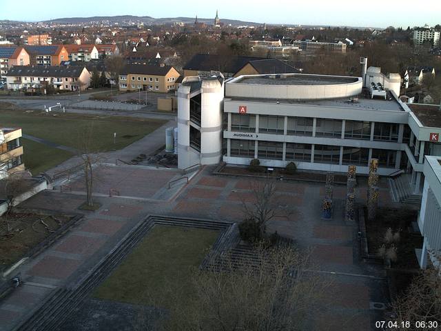 Foto der Webcam: Verwaltungsgeb&auml;ude, Innenhof mit Audimax, H&ouml;rsaal-Geb&auml;ude 1