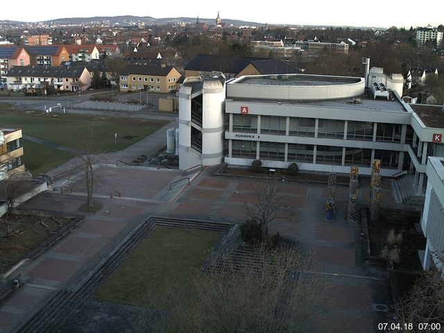 Foto der Webcam: Verwaltungsgeb&auml;ude, Innenhof mit Audimax, H&ouml;rsaal-Geb&auml;ude 1
