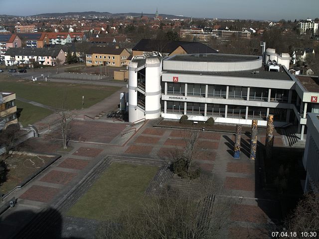 Foto der Webcam: Verwaltungsgeb&auml;ude, Innenhof mit Audimax, H&ouml;rsaal-Geb&auml;ude 1