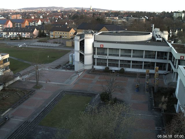 Foto der Webcam: Verwaltungsgeb&auml;ude, Innenhof mit Audimax, H&ouml;rsaal-Geb&auml;ude 1