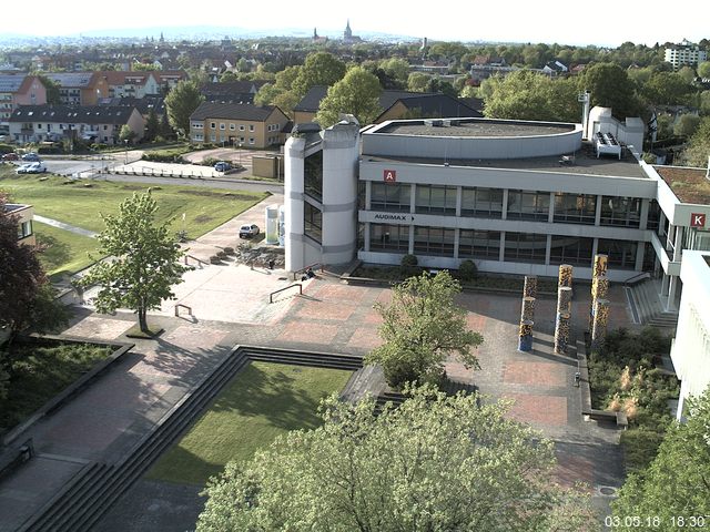 Foto der Webcam: Verwaltungsgeb&auml;ude, Innenhof mit Audimax, H&ouml;rsaal-Geb&auml;ude 1