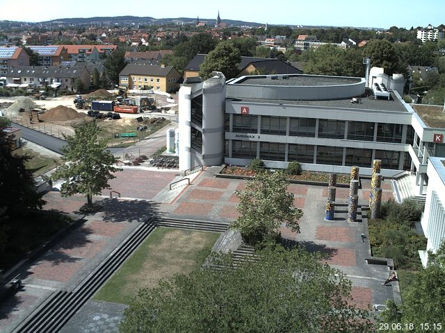Foto der Webcam: Verwaltungsgeb&auml;ude, Innenhof mit Audimax, H&ouml;rsaal-Geb&auml;ude 1