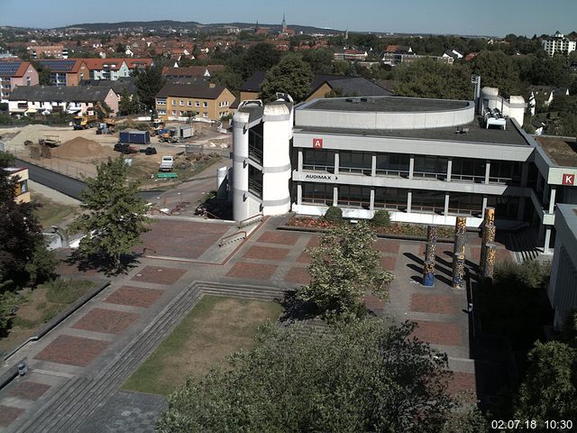Foto der Webcam: Verwaltungsgeb&auml;ude, Innenhof mit Audimax, H&ouml;rsaal-Geb&auml;ude 1