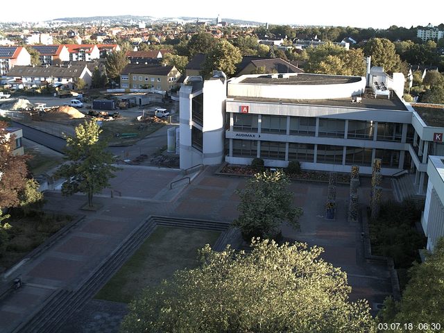 Foto der Webcam: Verwaltungsgeb&auml;ude, Innenhof mit Audimax, H&ouml;rsaal-Geb&auml;ude 1