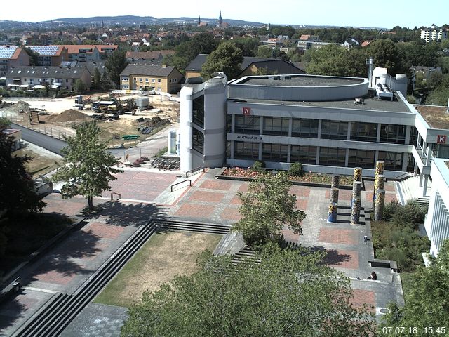 Foto der Webcam: Verwaltungsgeb&auml;ude, Innenhof mit Audimax, H&ouml;rsaal-Geb&auml;ude 1