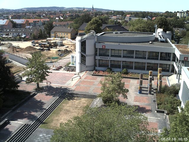 Foto der Webcam: Verwaltungsgeb&auml;ude, Innenhof mit Audimax, H&ouml;rsaal-Geb&auml;ude 1