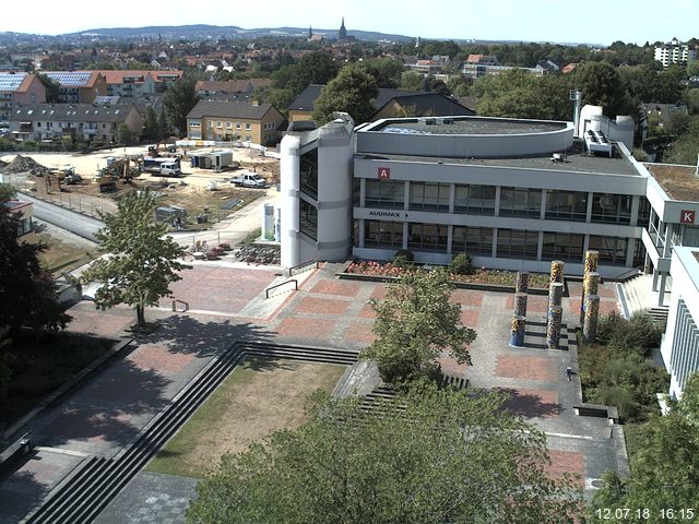 Foto der Webcam: Verwaltungsgeb&auml;ude, Innenhof mit Audimax, H&ouml;rsaal-Geb&auml;ude 1