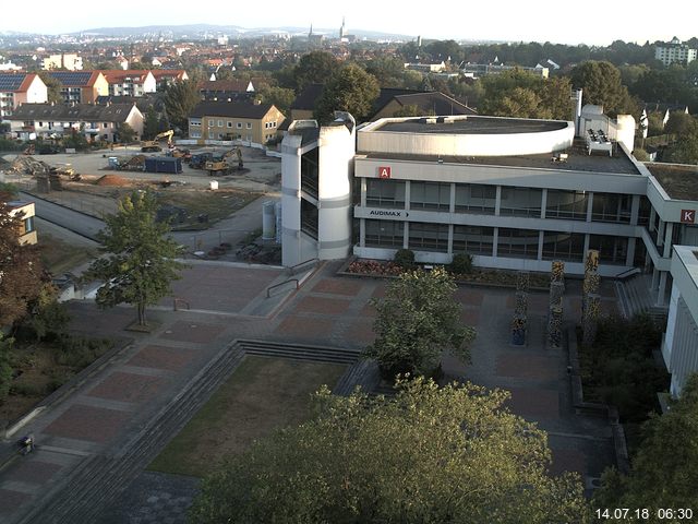 Foto der Webcam: Verwaltungsgeb&auml;ude, Innenhof mit Audimax, H&ouml;rsaal-Geb&auml;ude 1