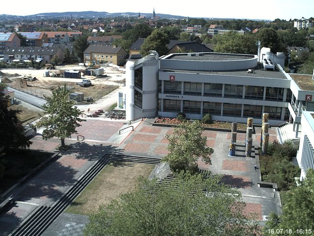 Foto der Webcam: Verwaltungsgeb&auml;ude, Innenhof mit Audimax, H&ouml;rsaal-Geb&auml;ude 1