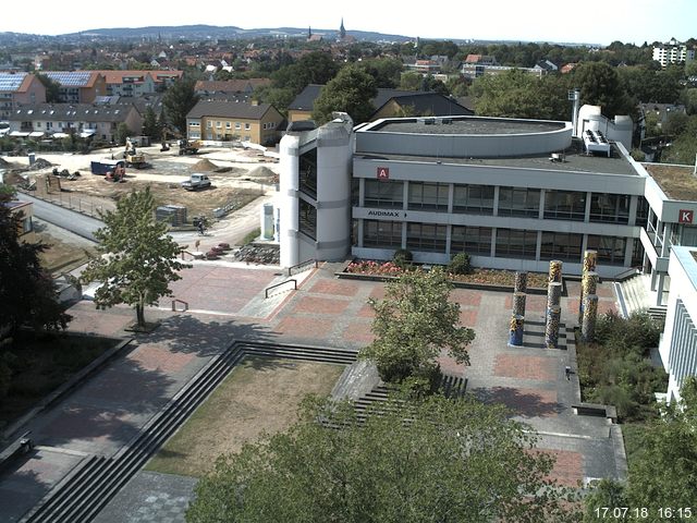 Foto der Webcam: Verwaltungsgeb&auml;ude, Innenhof mit Audimax, H&ouml;rsaal-Geb&auml;ude 1