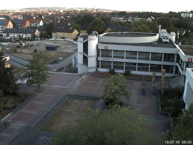 Foto der Webcam: Verwaltungsgeb&auml;ude, Innenhof mit Audimax, H&ouml;rsaal-Geb&auml;ude 1