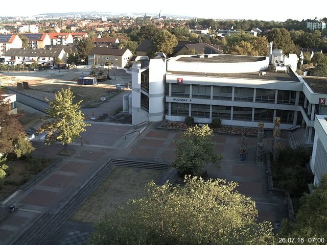 Foto der Webcam: Verwaltungsgeb&auml;ude, Innenhof mit Audimax, H&ouml;rsaal-Geb&auml;ude 1