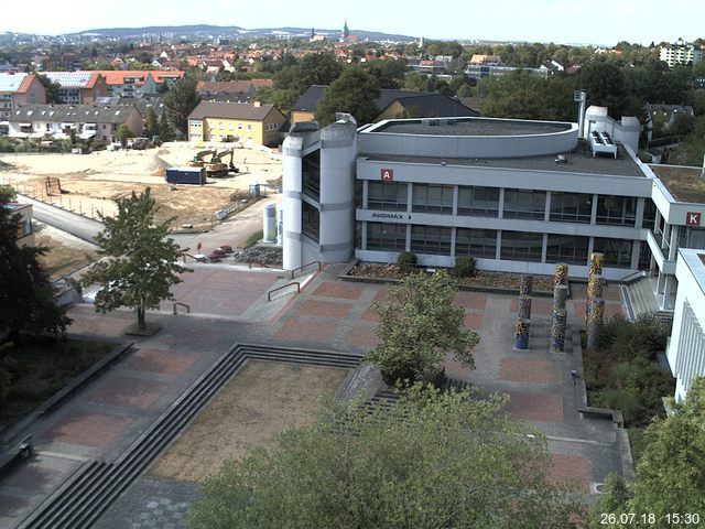 Foto der Webcam: Verwaltungsgeb&auml;ude, Innenhof mit Audimax, H&ouml;rsaal-Geb&auml;ude 1