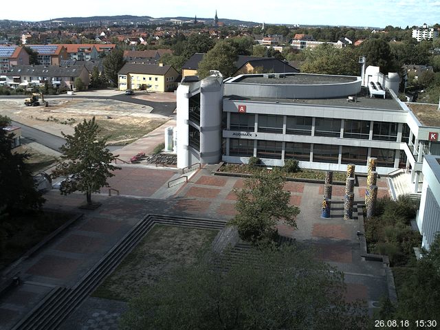 Foto der Webcam: Verwaltungsgeb&auml;ude, Innenhof mit Audimax, H&ouml;rsaal-Geb&auml;ude 1