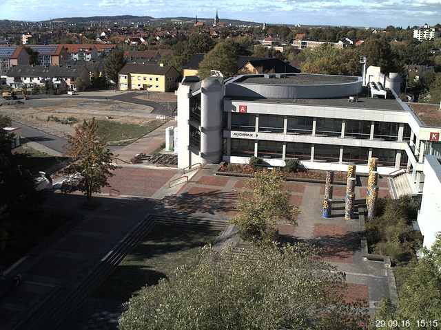 Foto der Webcam: Verwaltungsgeb&auml;ude, Innenhof mit Audimax, H&ouml;rsaal-Geb&auml;ude 1