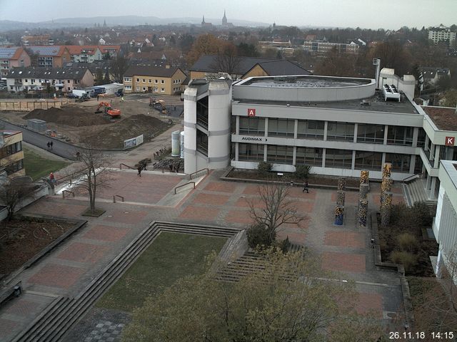 Foto der Webcam: Verwaltungsgebäude, Innenhof mit Audimax, Hörsaal-Gebäude 1