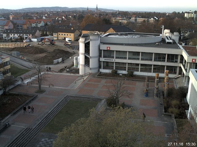 Foto der Webcam: Verwaltungsgeb&auml;ude, Innenhof mit Audimax, H&ouml;rsaal-Geb&auml;ude 1