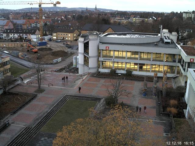 Foto der Webcam: Verwaltungsgeb&auml;ude, Innenhof mit Audimax, H&ouml;rsaal-Geb&auml;ude 1