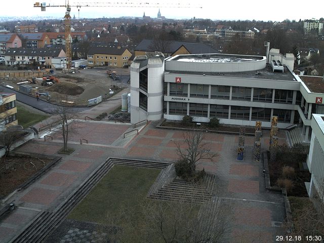 Foto der Webcam: Verwaltungsgeb&auml;ude, Innenhof mit Audimax, H&ouml;rsaal-Geb&auml;ude 1