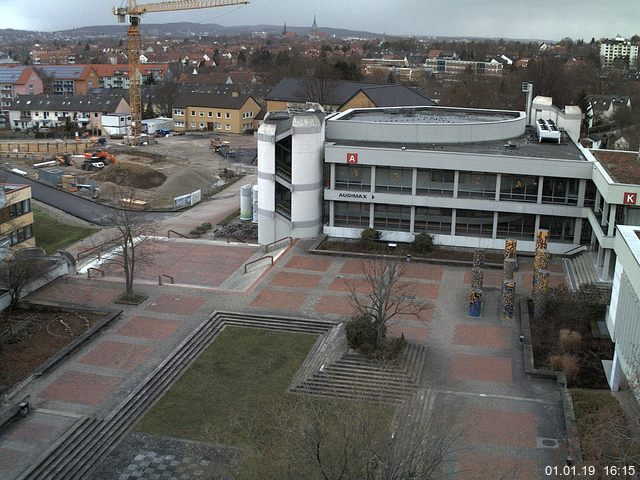 Foto der Webcam: Verwaltungsgeb&auml;ude, Innenhof mit Audimax, H&ouml;rsaal-Geb&auml;ude 1
