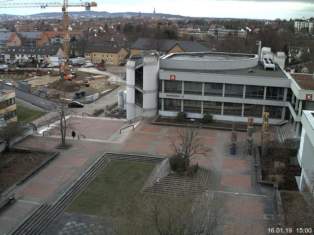 Foto der Webcam: Verwaltungsgeb&auml;ude, Innenhof mit Audimax, H&ouml;rsaal-Geb&auml;ude 1