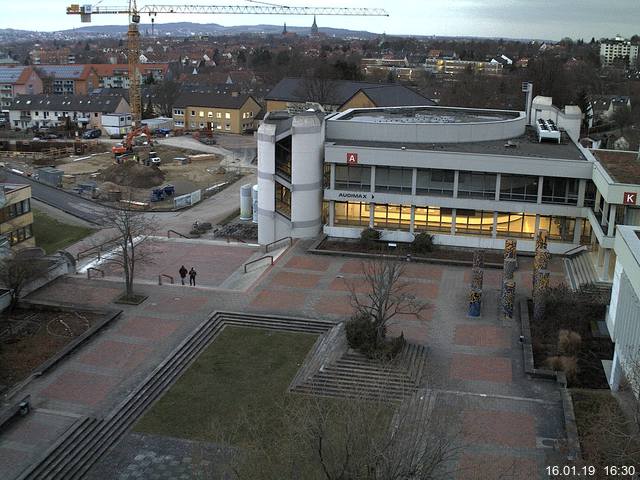 Foto der Webcam: Verwaltungsgeb&auml;ude, Innenhof mit Audimax, H&ouml;rsaal-Geb&auml;ude 1