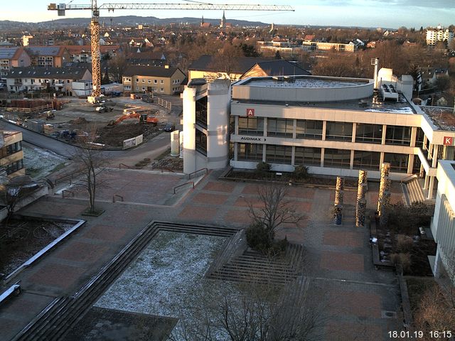 Foto der Webcam: Verwaltungsgeb&auml;ude, Innenhof mit Audimax, H&ouml;rsaal-Geb&auml;ude 1