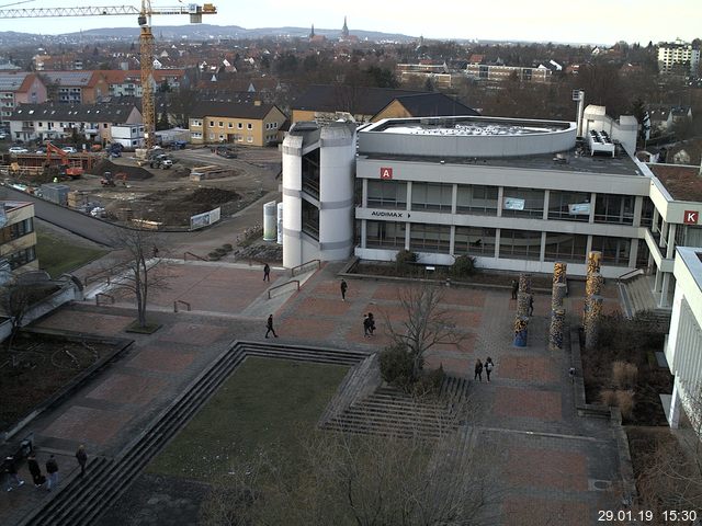 Foto der Webcam: Verwaltungsgeb&auml;ude, Innenhof mit Audimax, H&ouml;rsaal-Geb&auml;ude 1