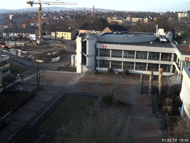 Foto der Webcam: Verwaltungsgeb&auml;ude, Innenhof mit Audimax, H&ouml;rsaal-Geb&auml;ude 1