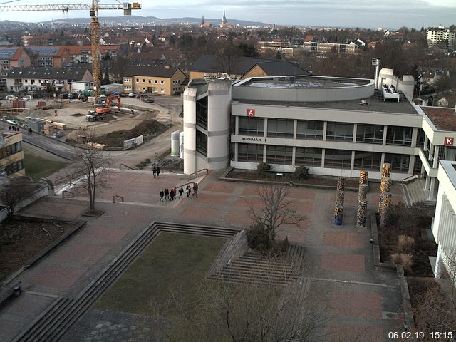 Foto der Webcam: Verwaltungsgeb&auml;ude, Innenhof mit Audimax, H&ouml;rsaal-Geb&auml;ude 1